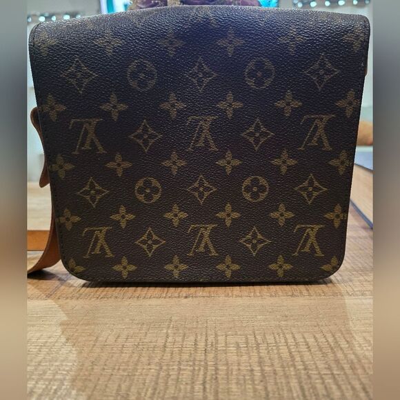 Authentic Vintage Louis Vuitton Cartouchiere MM - Picture 2 of 10